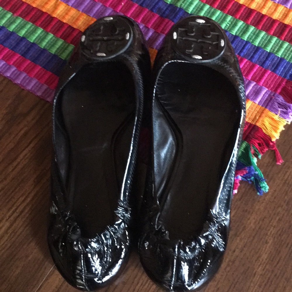 TORY BURCH BLACK FLATS, great condition!!